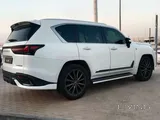 Lexus LX-600 2025